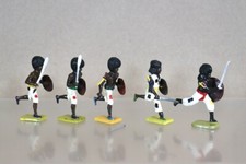 TROPHY MINIATURES GBE EGYPT & SUDAN FUZZY WUZZIES ATTACKING oc