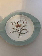 WEDGWOOD OF ETRURIA & BARLSTON