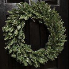 60cm Plain Green Christmas Wreath with 160 Bullet Tips
