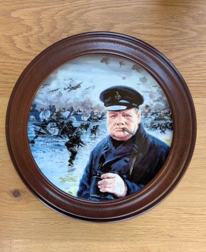 Royal doulton day plate - royal,