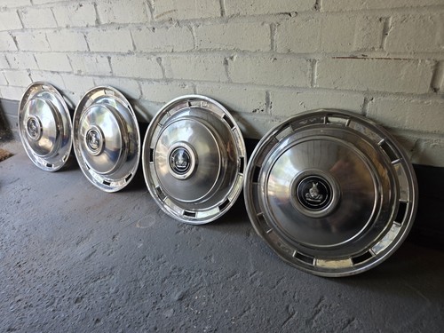 Rover wheel trims hub - rover, p5