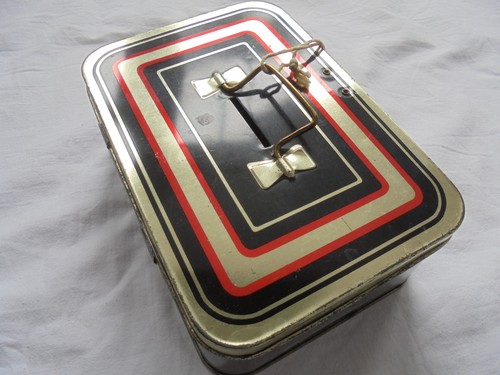 Vintage chad valley metal - valley,