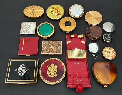 Vintage powder compact - compact, x17
