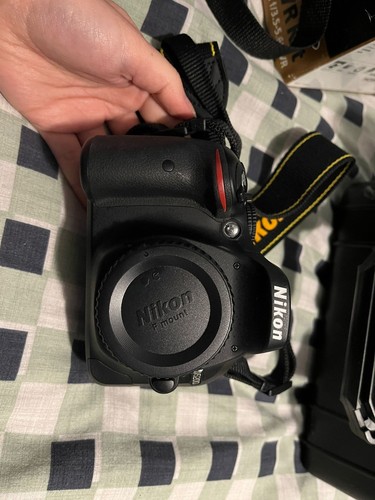 Nikon d5200 dslr camera - nikon,