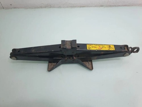 Mazda sedan lift jack - mazda, 6
