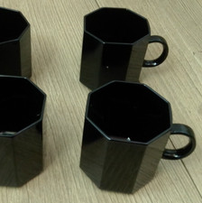 4 Arcoroc Octime Mugs Hexagonal Black Glass Tea Coffee Mugs France 7cm Vintage