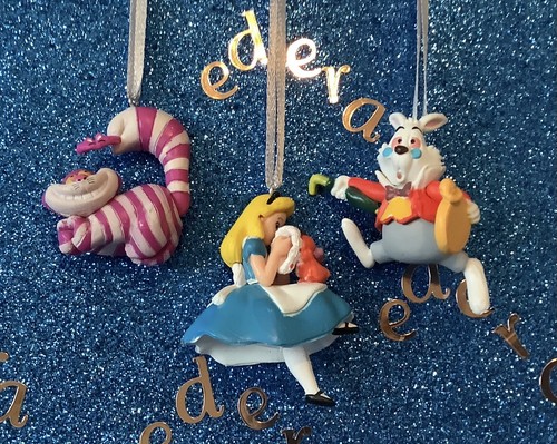 Disney set small alice in - disney,