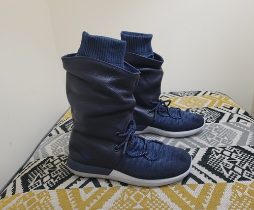 Worn once navy nike - worn, roshe