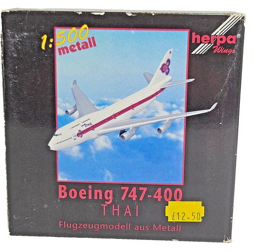 Thai airways boeing 747 - airways,