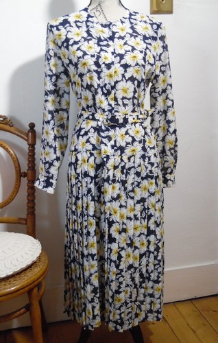 True vintage tea dress - dress, belt