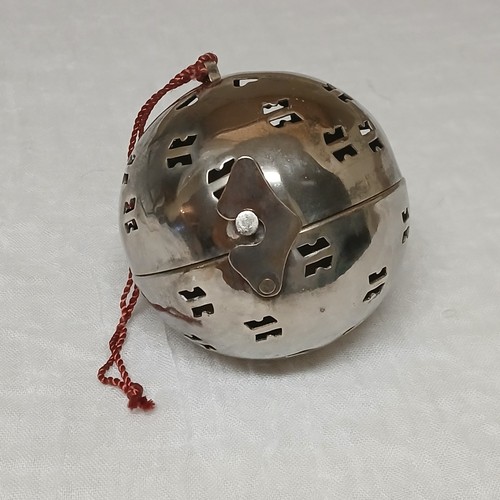 Vtg silver plated - plated, pomander