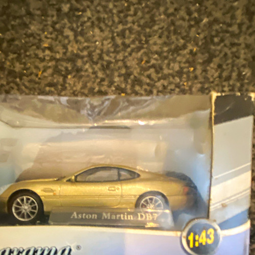 Cararama aston martin - cararama,