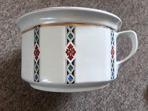 Vintage ceramic chamber pot - vintage,