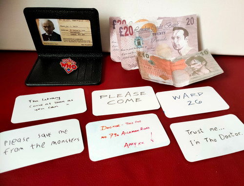 Prop doctor who wallet - doctor,