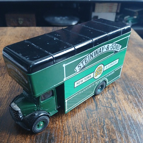 Corgi toys bedford luton van - corgi,