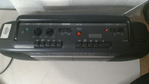Sanyo twin cassette - cassette, radio