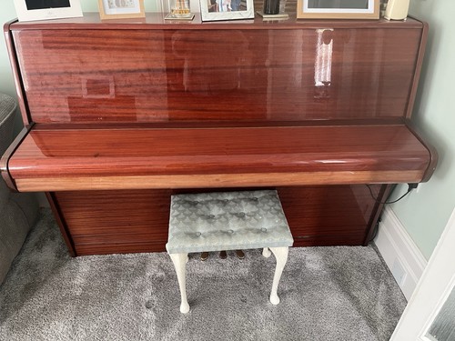 Calisia upright piano - 88, keys
