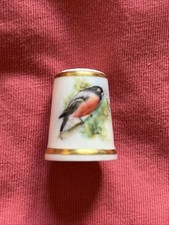 ROYAL WORCESTER THIMBLE A BEAUTIFUL BIRD STUDY THIMBLE 