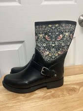 UGG Sivada Strawberry Thief Liberty Print Rain Boot Size 6 Wellies Collaboration
