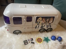 Bratz Party Movie Tour Bus