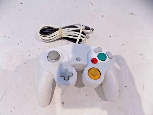 Generic nintendo gamecube - nintendo,
