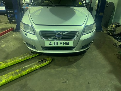 Volvo v50 front - volvo,