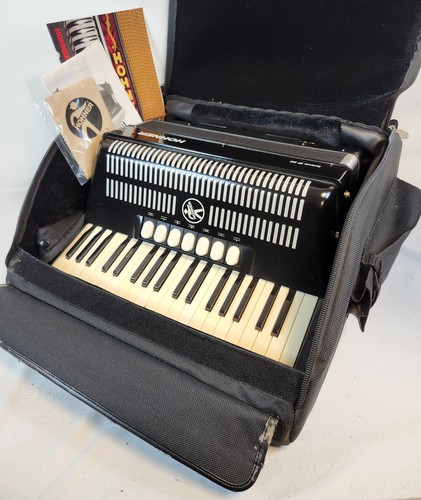 Hohner bravo iii chromatic - iii, 80