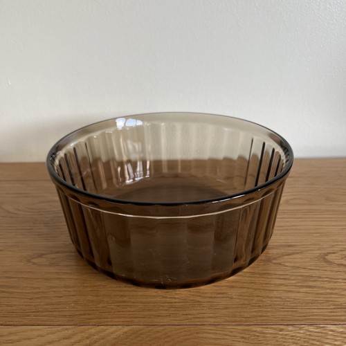Vintage arcopal france round - vintage,