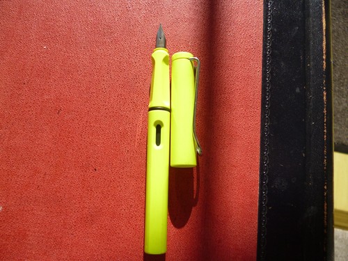Lamy safari pen neon - f/pen, yellow