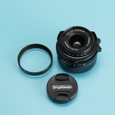 Voigtlander Color Skopar 25mm