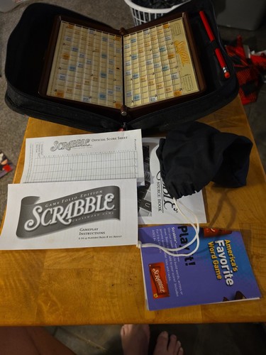 Scrabble deluxe travel edition - deluxe,