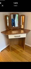 Corner vanity table - corner,