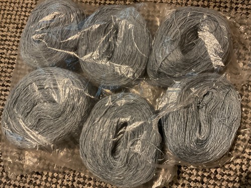 Large bundle irish wool - large,