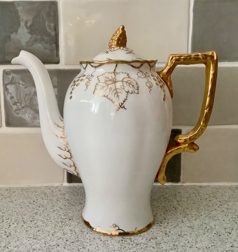 Vintage royal crown derby - derby, vine