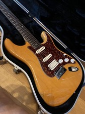 Fender Stratocaster American DELUX 3.8k