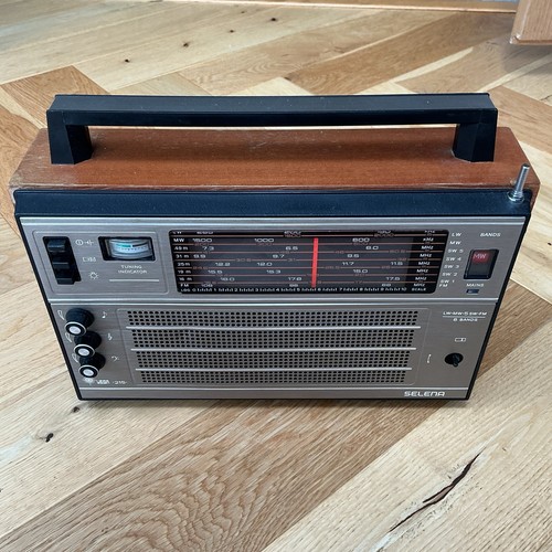 Vintage selena vega 215 - vintage,