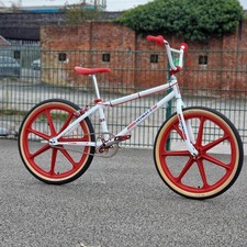 Skyway T/A Custom 24 Inch Old School BMX Bike White / Red