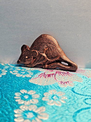 Carved wood rat - carved,