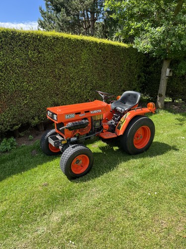Kubota b4200 4wd compact - 4wd,