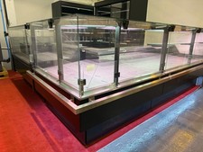 SERVE OVER COUNTER ALAN CORNER