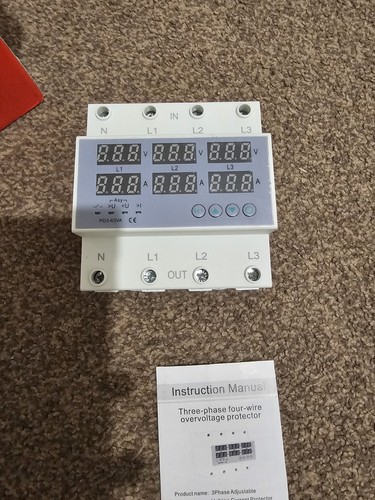 Phase adjustable voltage - adjustable,