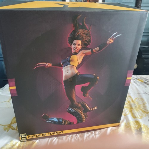 Sideshow statue x23 boxed - statue,