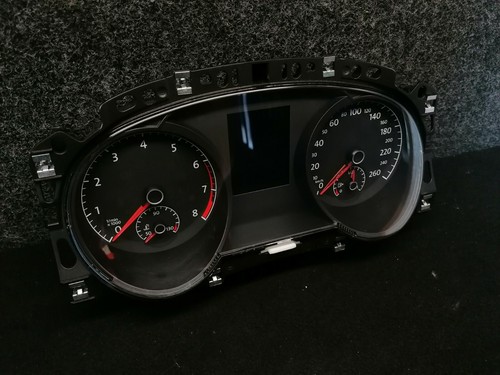 Golf sportsvan instrument - vw,
