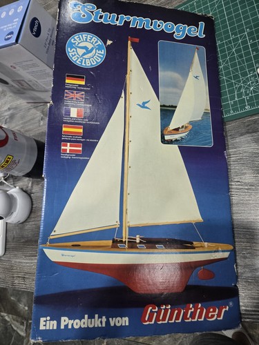 Gunther pond yacht - pond,
