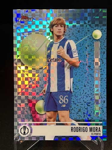 Rodrigo mora refractor topps - rodrigo,