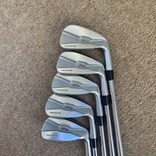 Men's Right-Handed Golf Club Iron Set