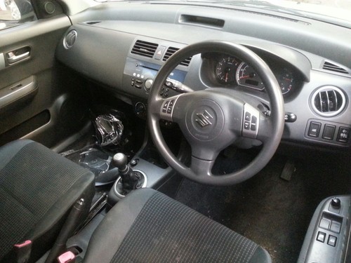 Suzuki swift petrol 5dr - swift,