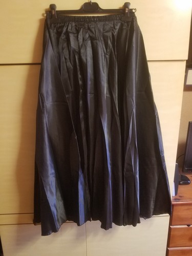 Full circle satin skirt - full,