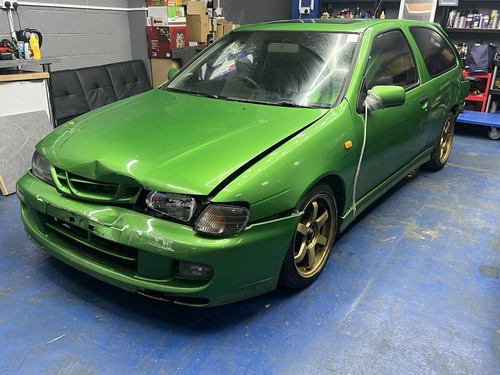 Breaking 1998 nissan almera - breaking,