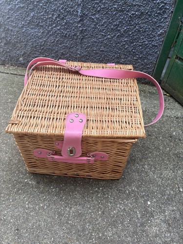 Wicker picnic basket for two - wicker,